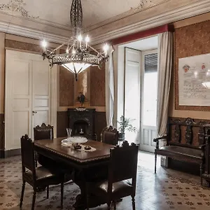 Bed & Breakfast Bed And Books Aeroporto di Catania Fontana Rossa